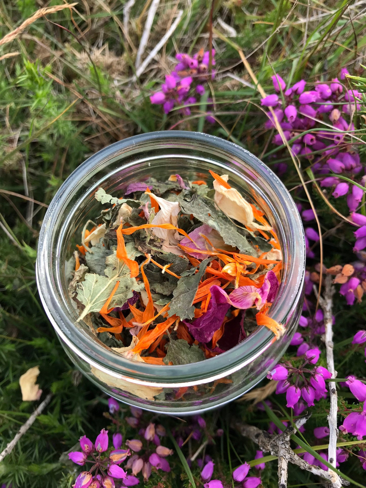 Calendula, rose and lemon balm tea blend