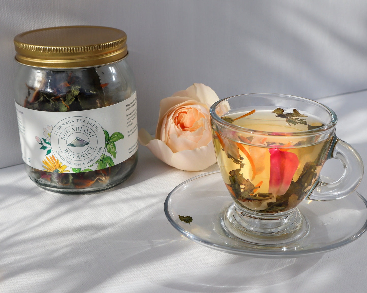 Calendula, rose and lemon balm tea blend