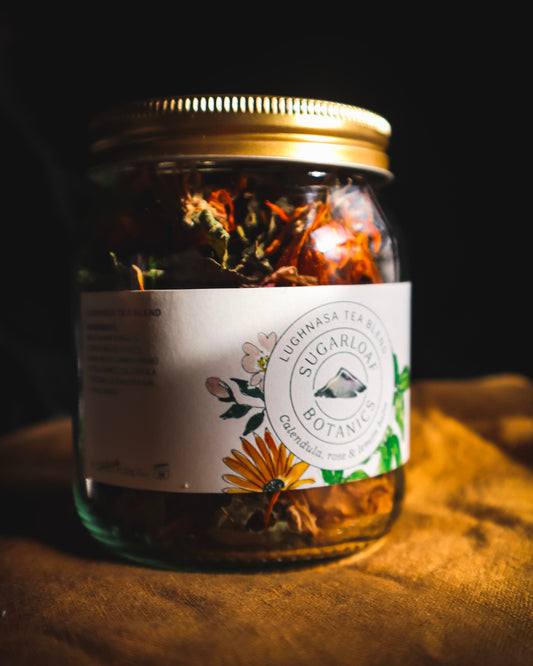 Calendula, rose and lemon balm tea blend