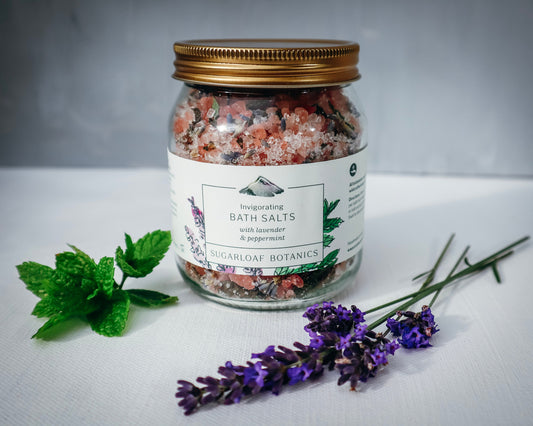 Lavender and peppermint bath salts