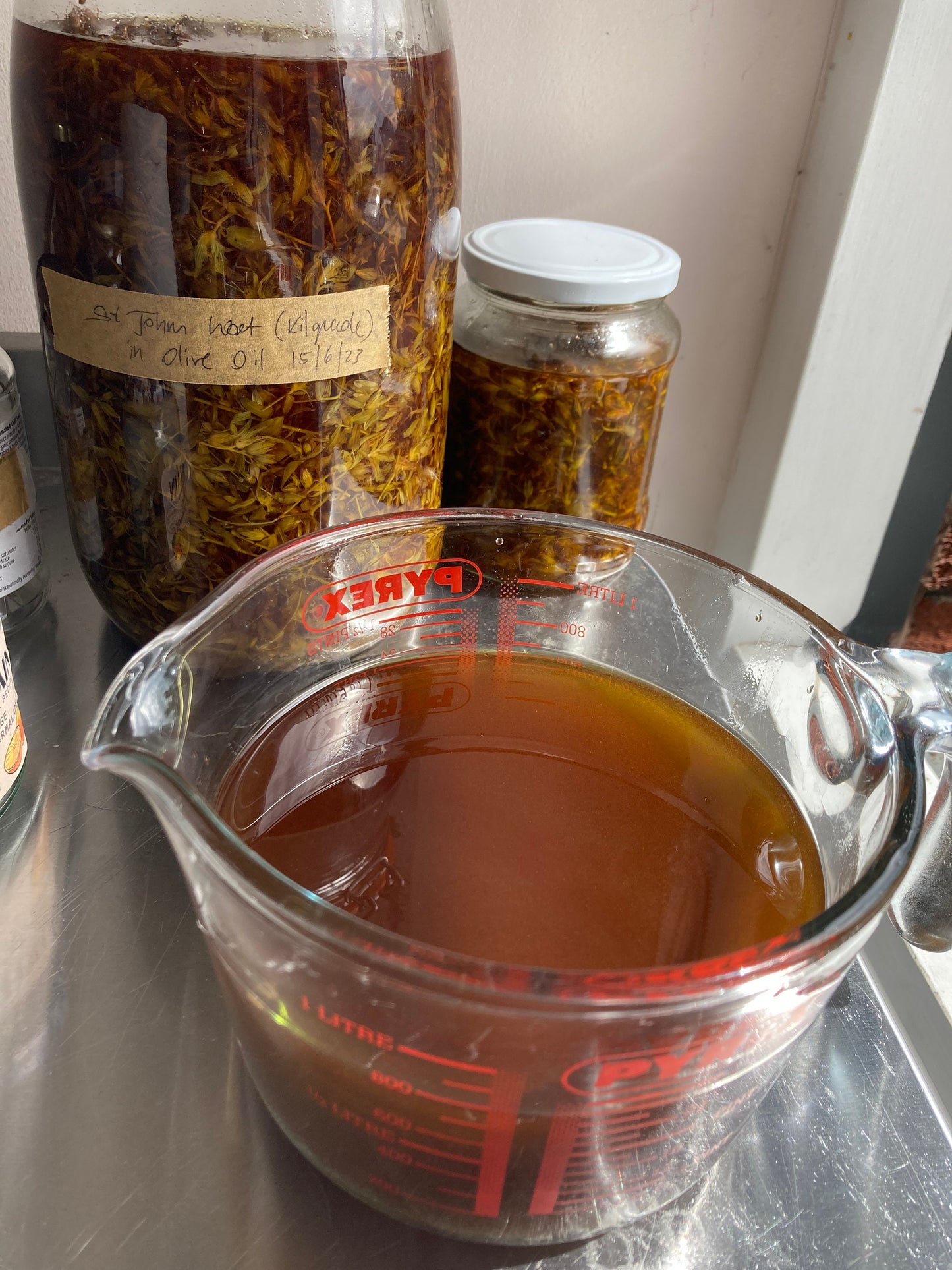 St John’s wort herbal oil